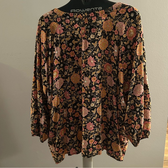 Jones New York Floral Blouse - Black, Orange and Pink 3X - Picture 2 of 8